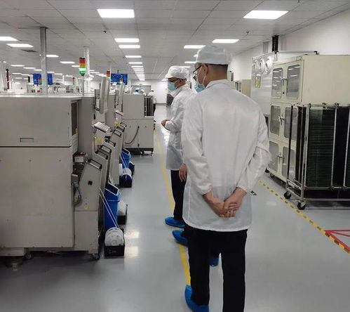 廣州市工信局總工程師胡志剛一行走訪調(diào)研七喜電腦，助力計(jì)算機(jī)網(wǎng)絡(luò)工程發(fā)展