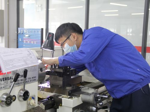 常被錯誤理解的三大專業 計算機專業會修電腦？機械工程很離譜？